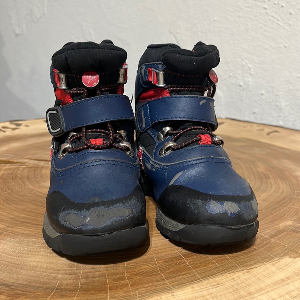 Size 8 Toddler Winter Boots